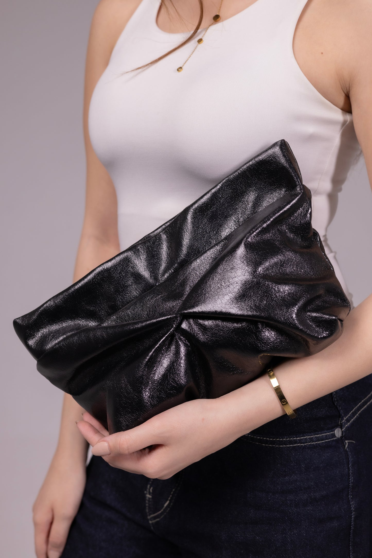 Vella Clutch - Black Metallic