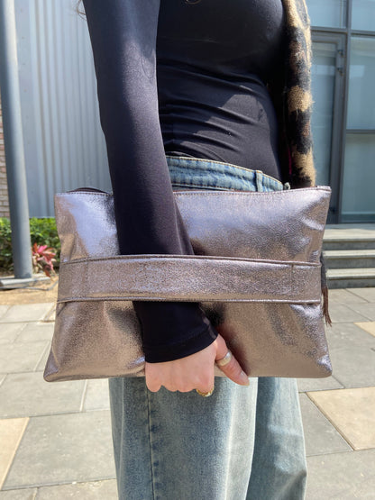 Nova Clutch - Metallic Bronze