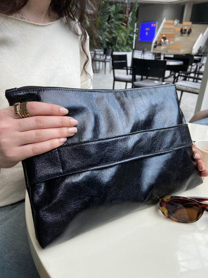 Nova Clutch - Black